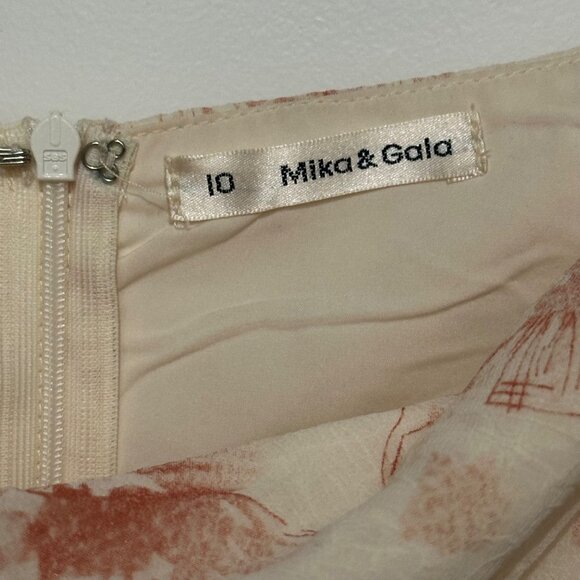 Mika & Gala Floral Off-Shoulder Dress Size 10 - Picture 3 of 10